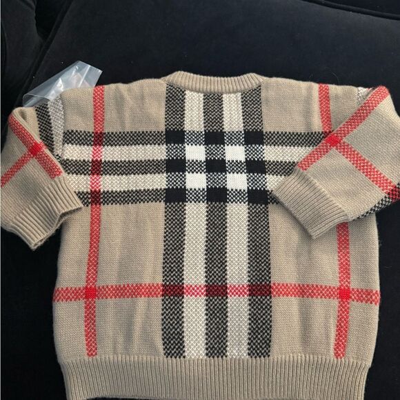 Brand new with tags Burberry wool cashmere  Sweater 18 months - Picture 5 of 5
